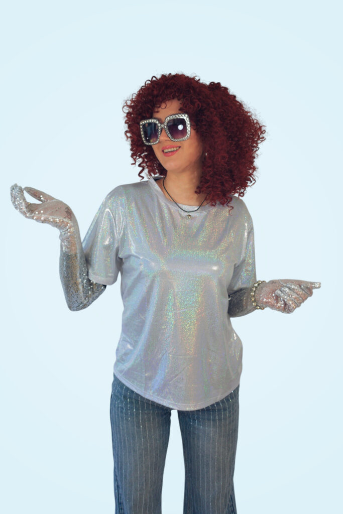 TikTok personažas vaikų gimtadienio šventėje – animatorius su šokiais ir pramogomis.